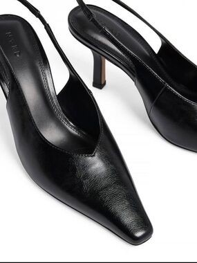 Sleek Black Pointed-Toe Slingback Heels Size 39